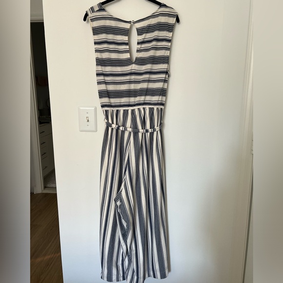 Super Flattering Blue and White Striped Jumpsuit - Picture 2 of 3